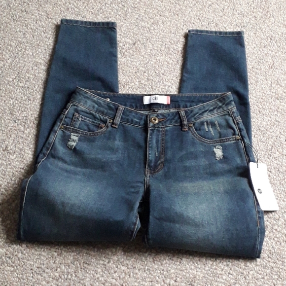 Distressed Low Rise Waist Skinny Cabi Jeans - Picture 4 of 8